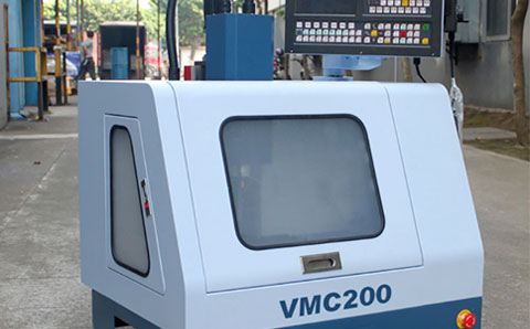 廣東先導(dǎo)VMC200 微型教學(xué)加工中心，功能加大，三軸聯(lián)動